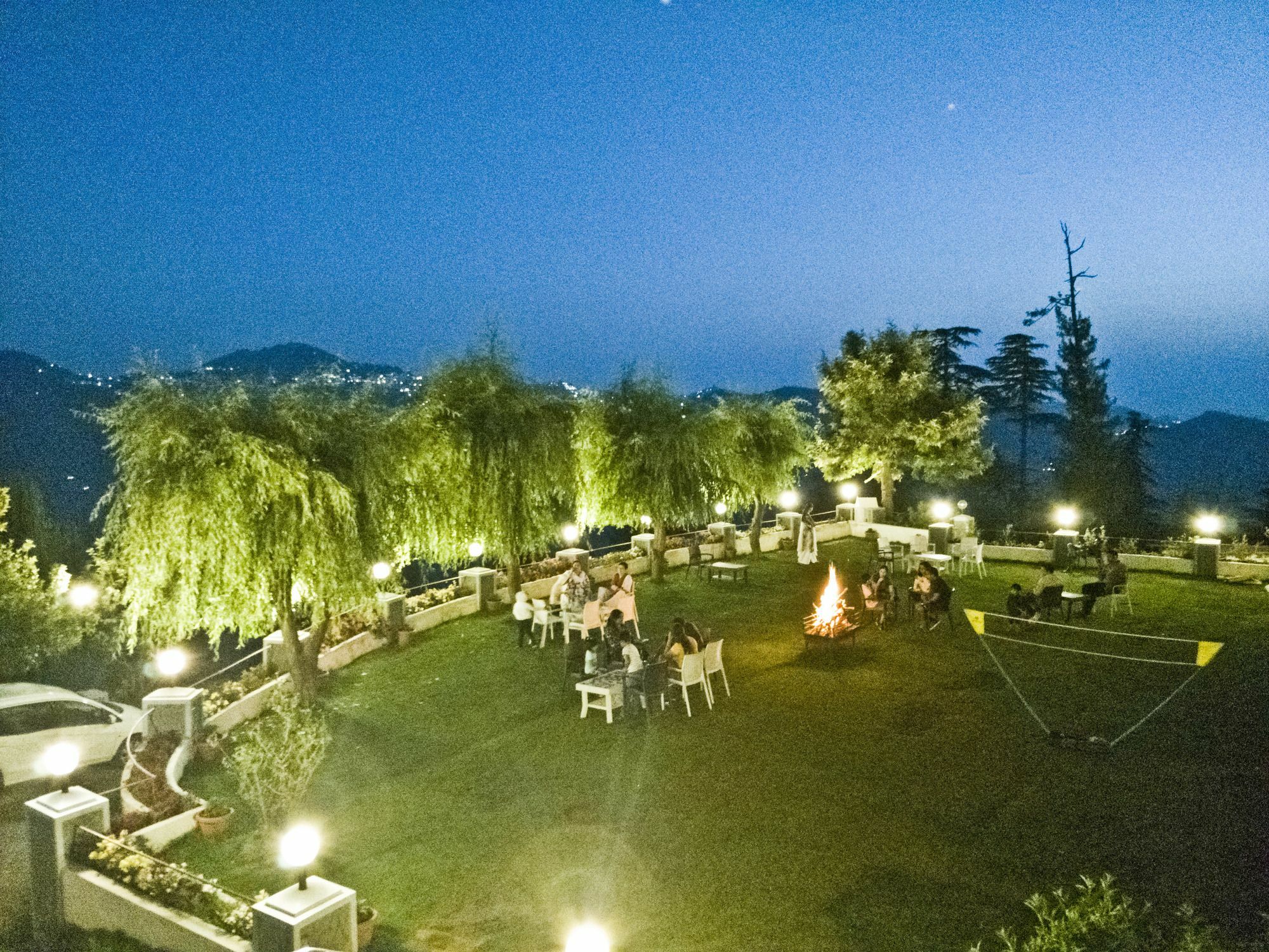 Royal Jardin Whistling Pines Resort Shimla Exterior photo
